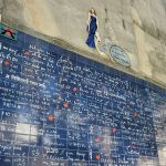 muro-del-amor-evasion