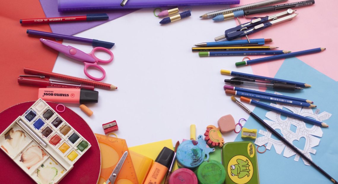 Material escolar diverso - Pixabay