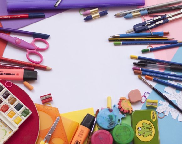 Material escolar diverso - Pixabay